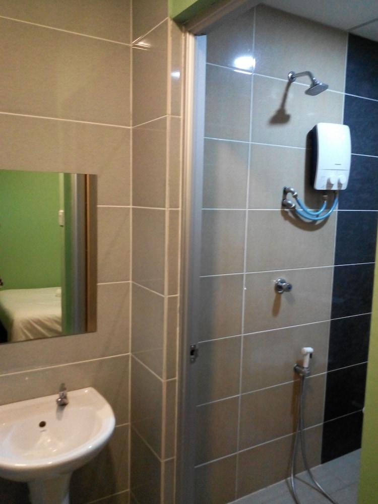 Hotel Sri Rembia Malacca Exteriör bild